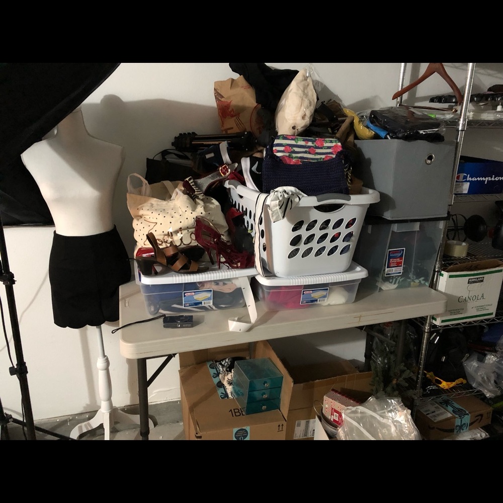 📦 Mystery BOX!!!!! 📦 Entire Closet Close Out!